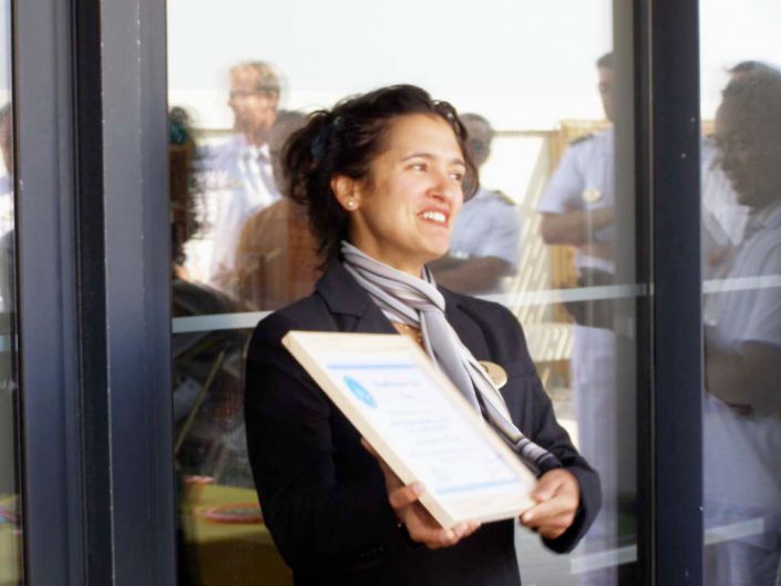 Célébration de l’accueil du 100 000 éme marin, Claudia du paquebot Bleu de France.